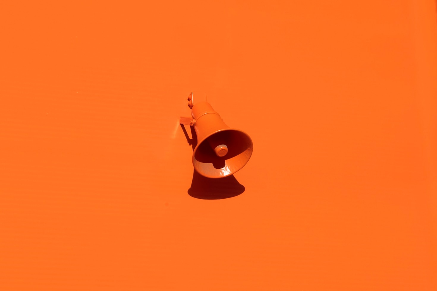 Digital vs. Traditional Marketing: Finding the Balance